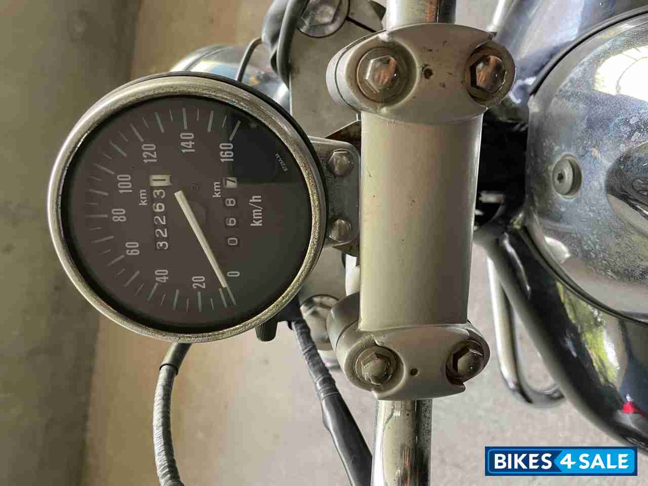 Bajaj Avenger 220 DTS-i