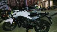 White Honda CB Hornet 160R