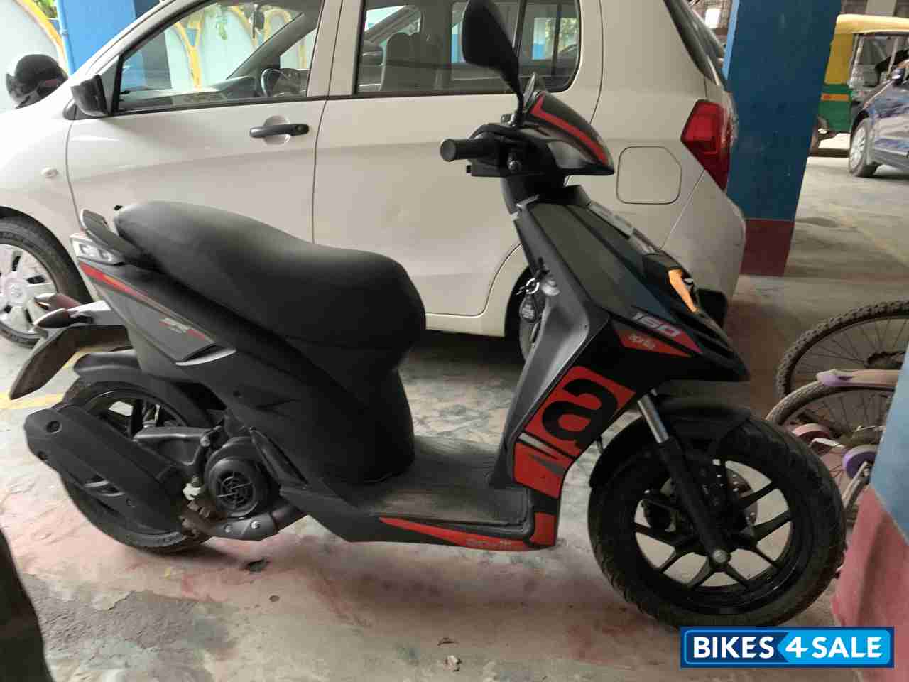 Matt Black Aprilia SR 160 Std ABS