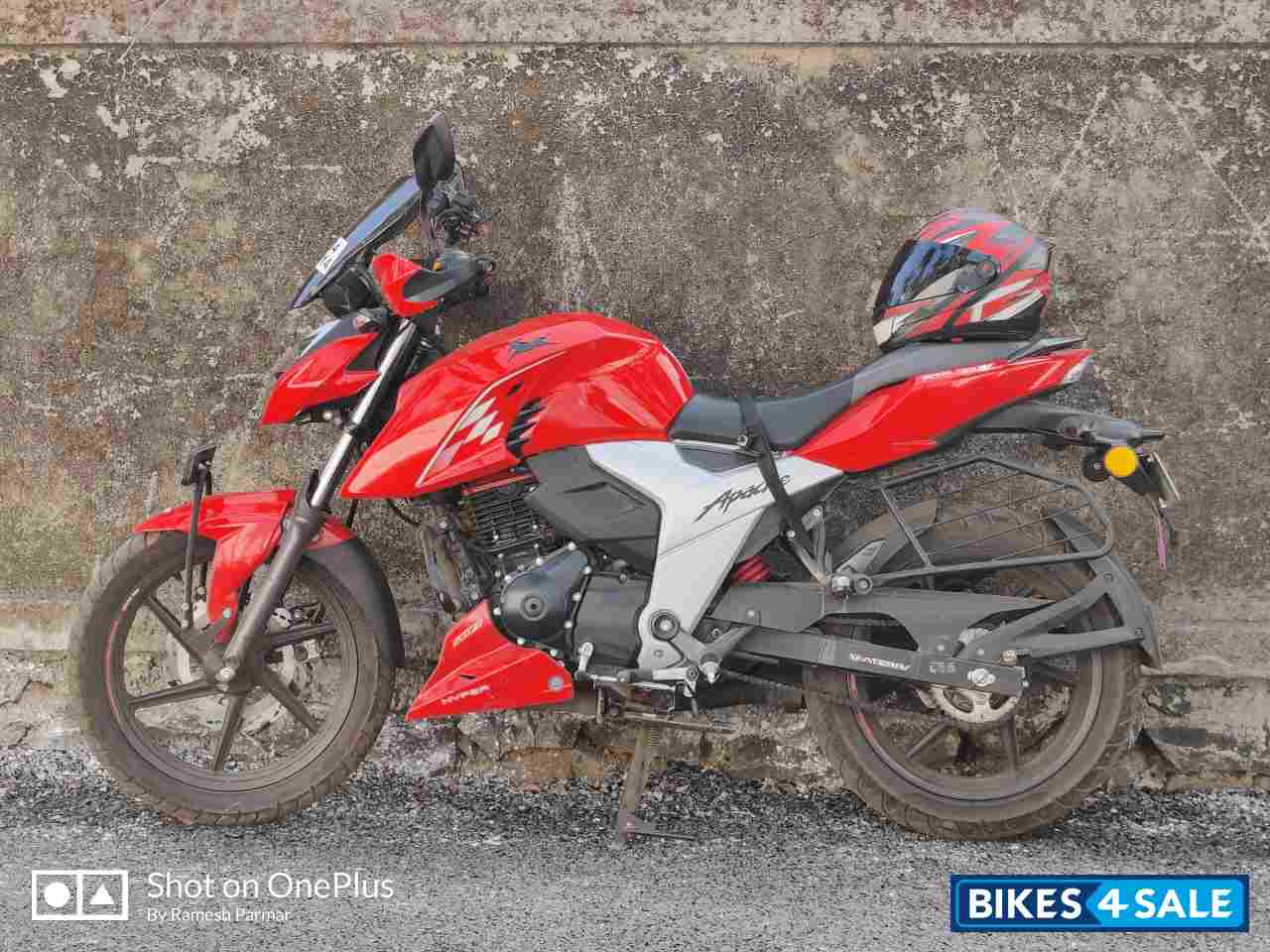 Red TVS Apache RTR 160 4V BS6
