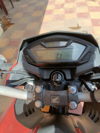 Orange Honda CB Hornet 160R