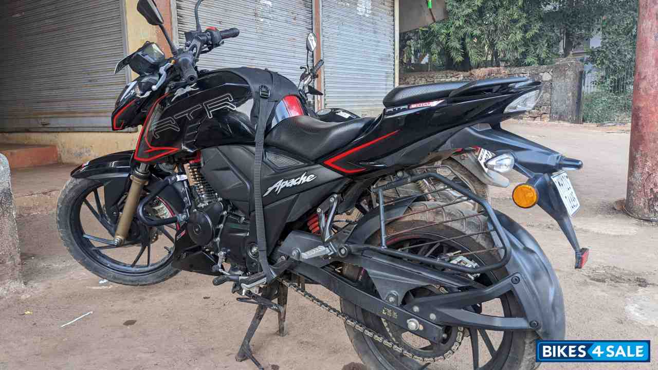 Red TVS Apache RTR 200 4V ABS
