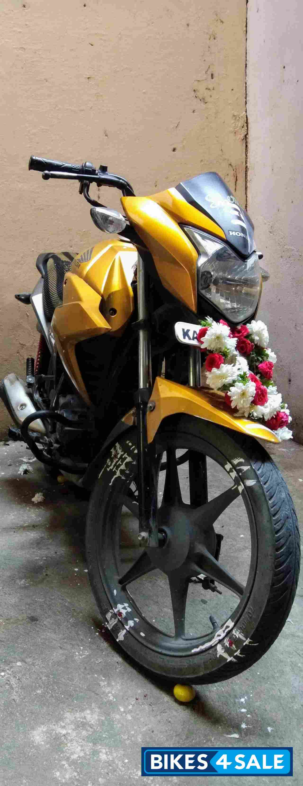 Gold Honda CB Twister