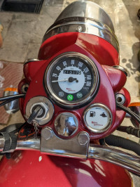 Royal Enfield Classic 500