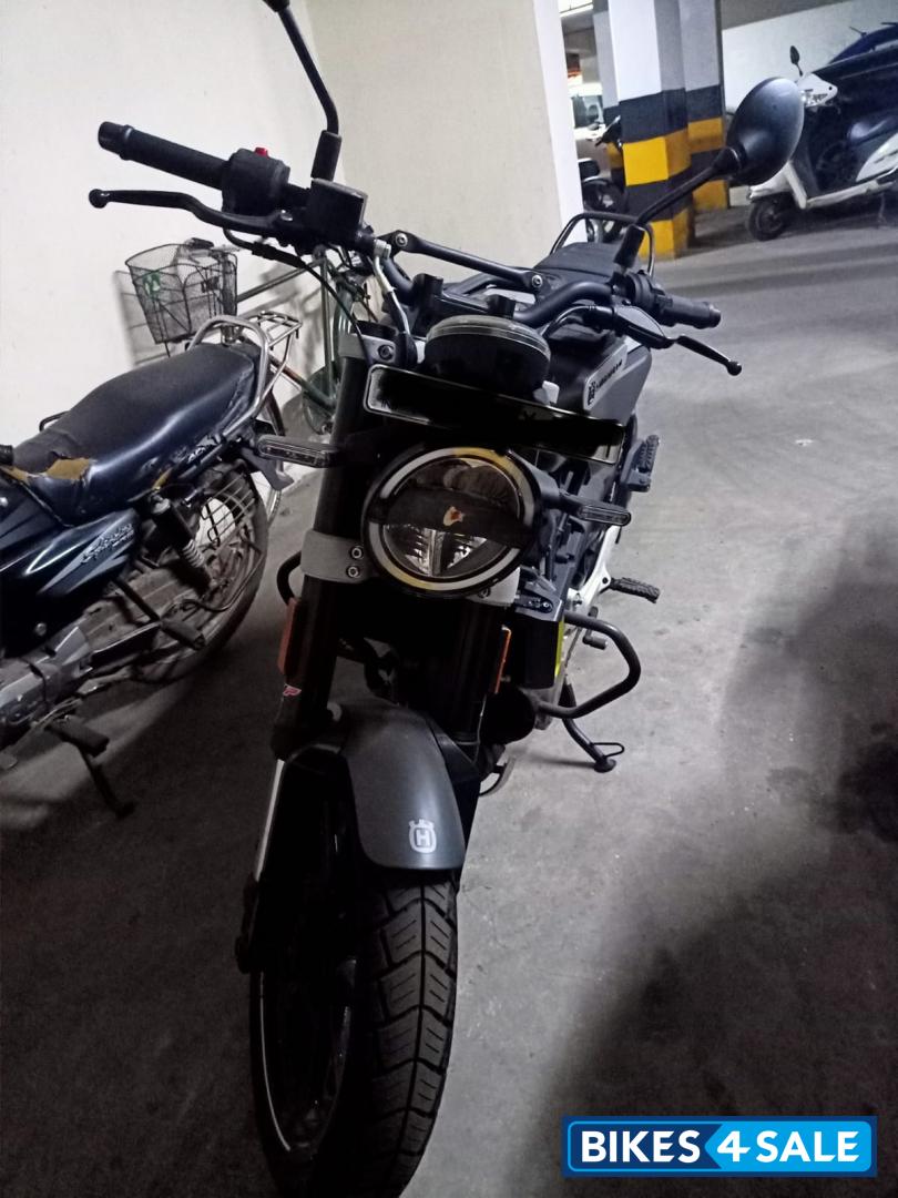 Husqvarna Svartpilen 250 2020