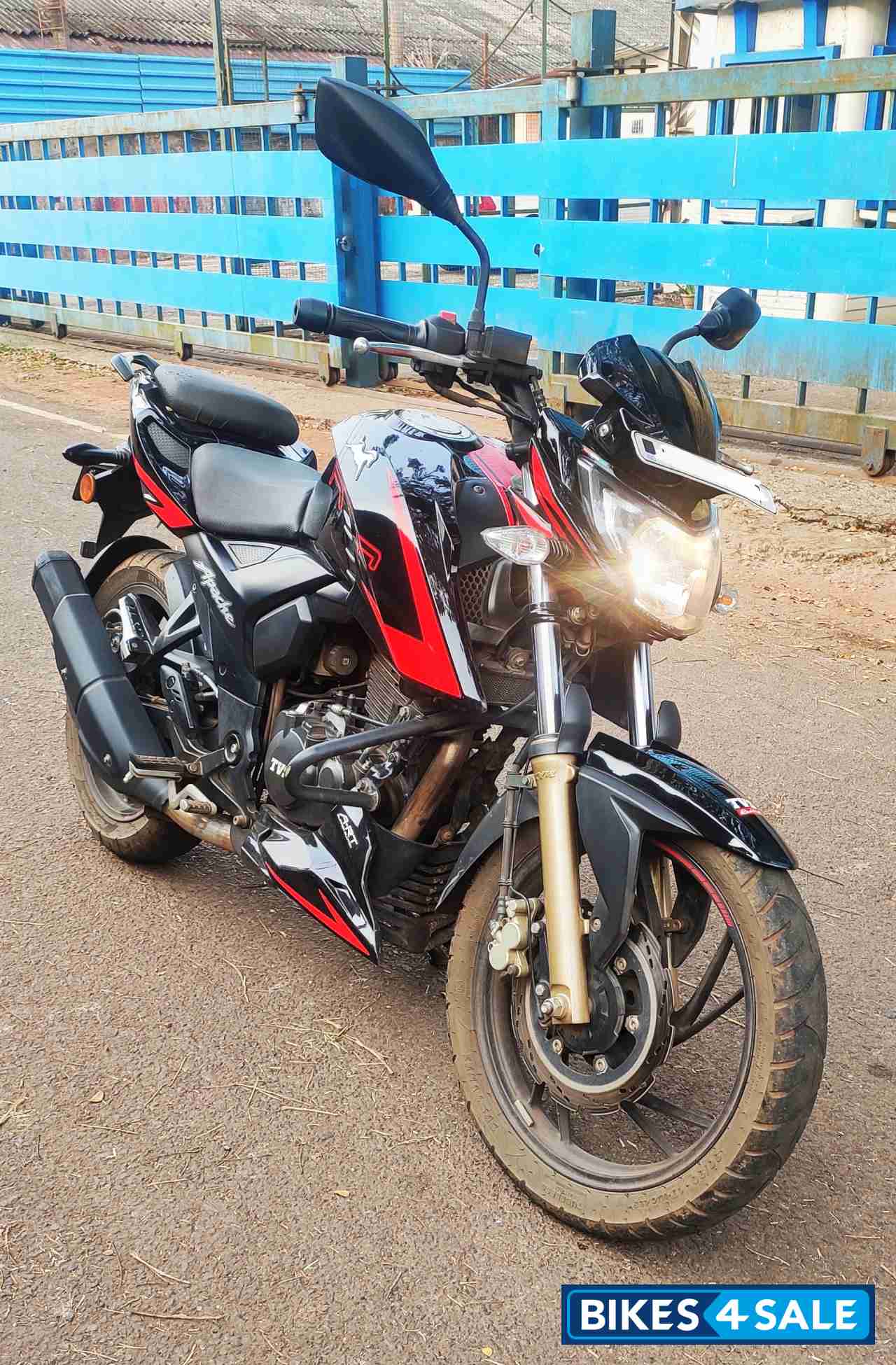 TVS Apache RTR 200 4V ABS Race Edition 2.0
