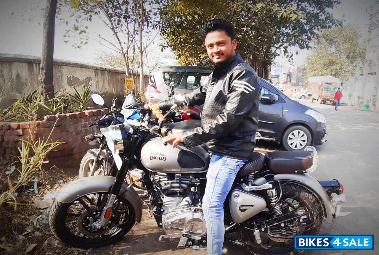 Royal Enfield Classic 350 Dual Channel BS6