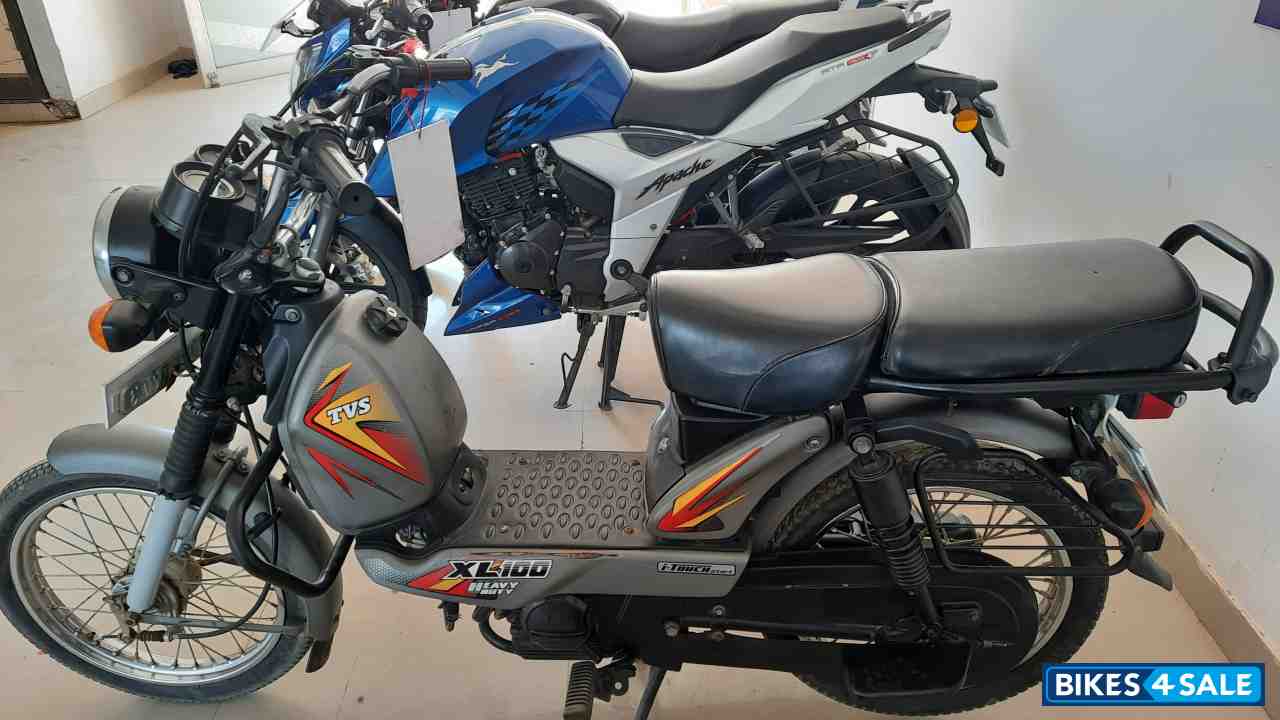 TVS XL 100