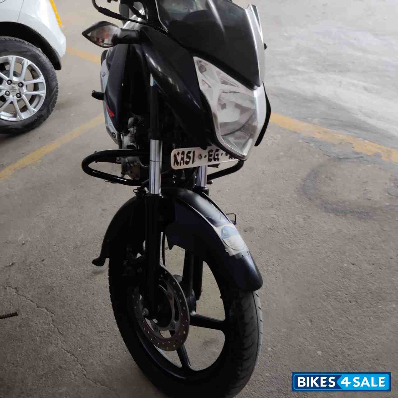 Black Bajaj Pulsar 135LS