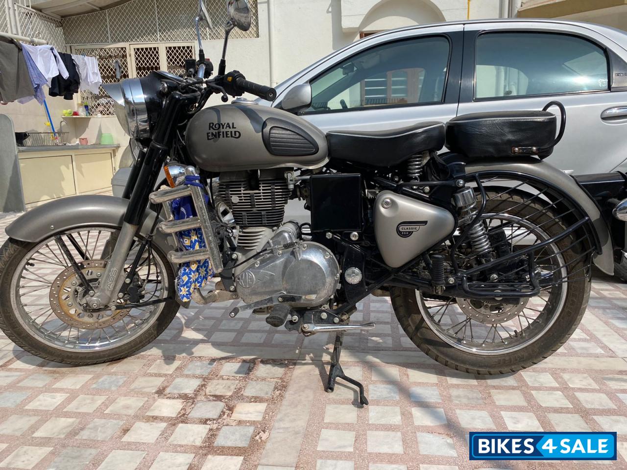 Royal Enfield Classic 350