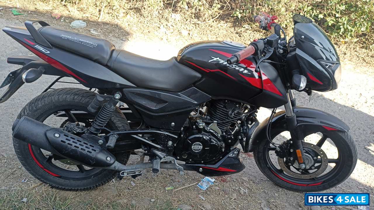 Black And Red Bajaj Pulsar 150 DTSi