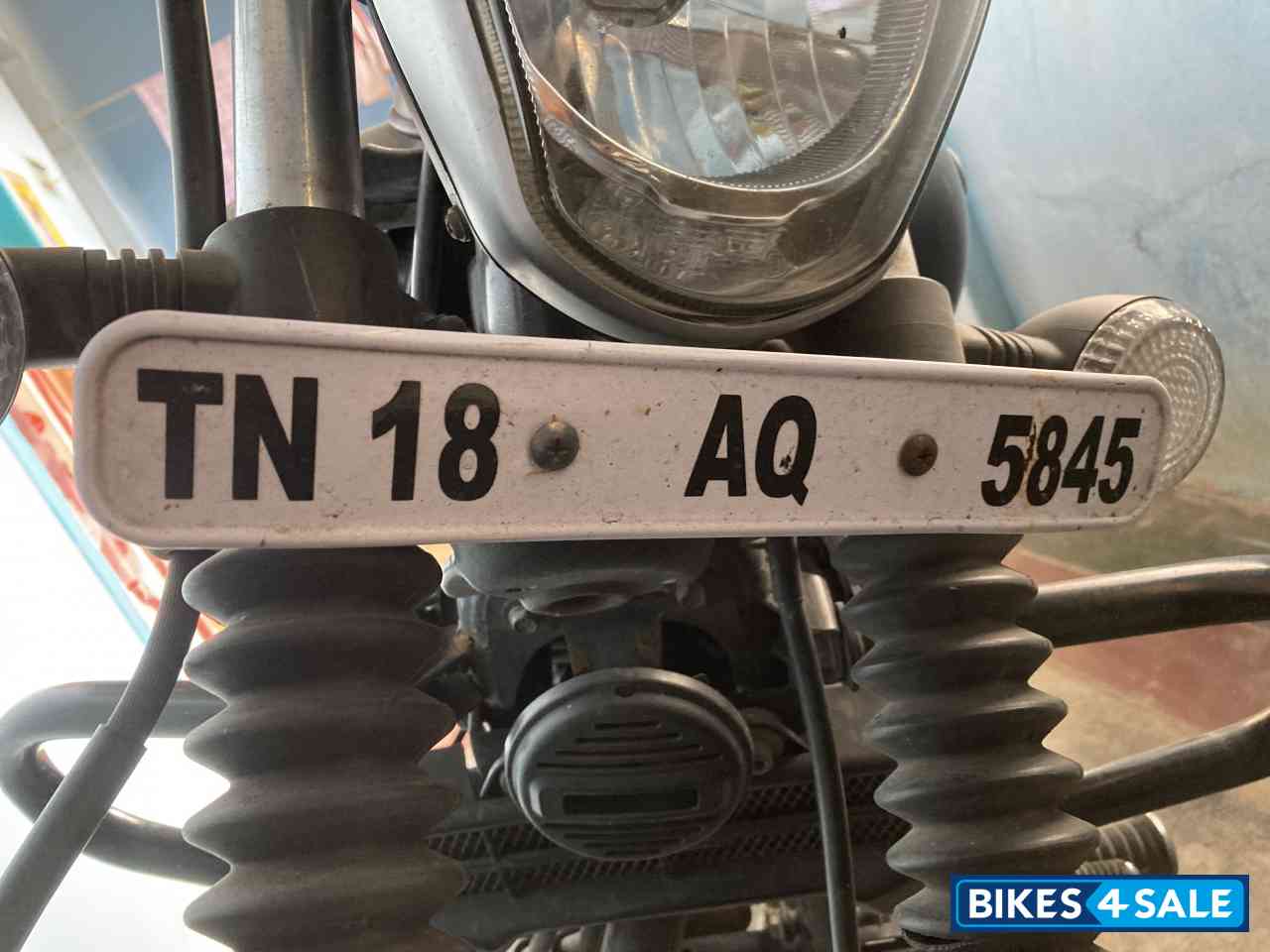 Bajaj Avenger Street 220