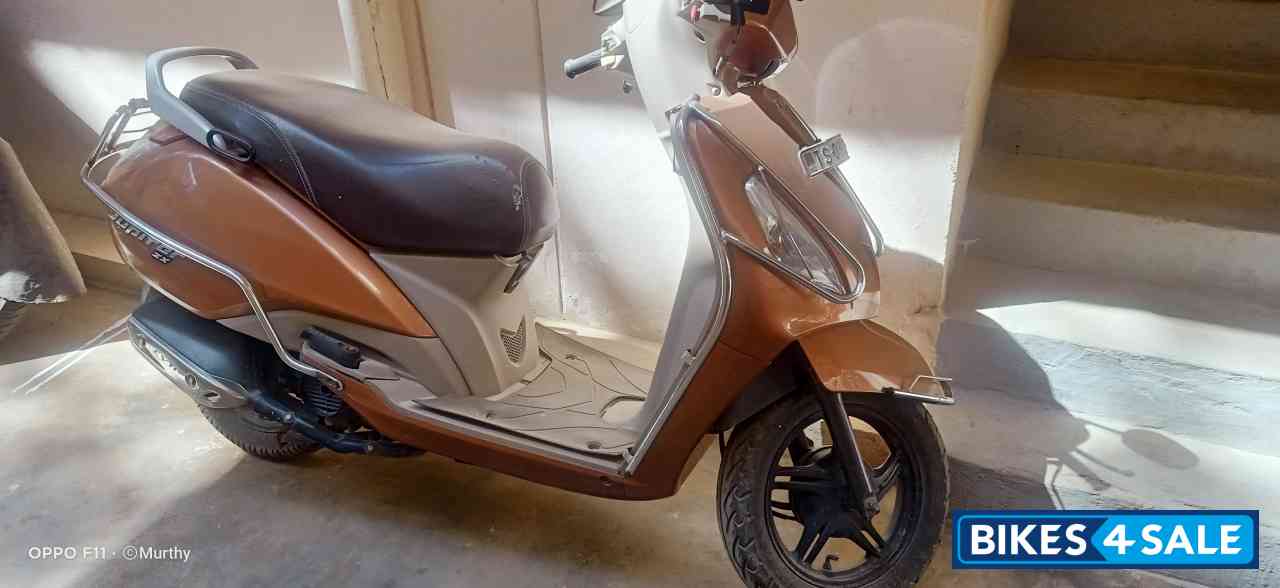 Brown TVS Jupiter ZX