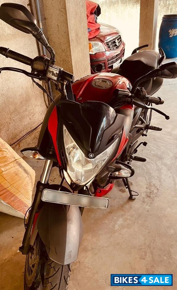 Passion Red+matte Bajaj Pulsar 200 NS ABS