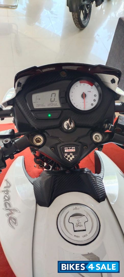 TVS Apache RTR 180