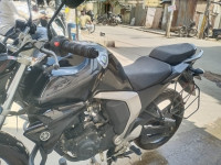 Yamaha FZ16