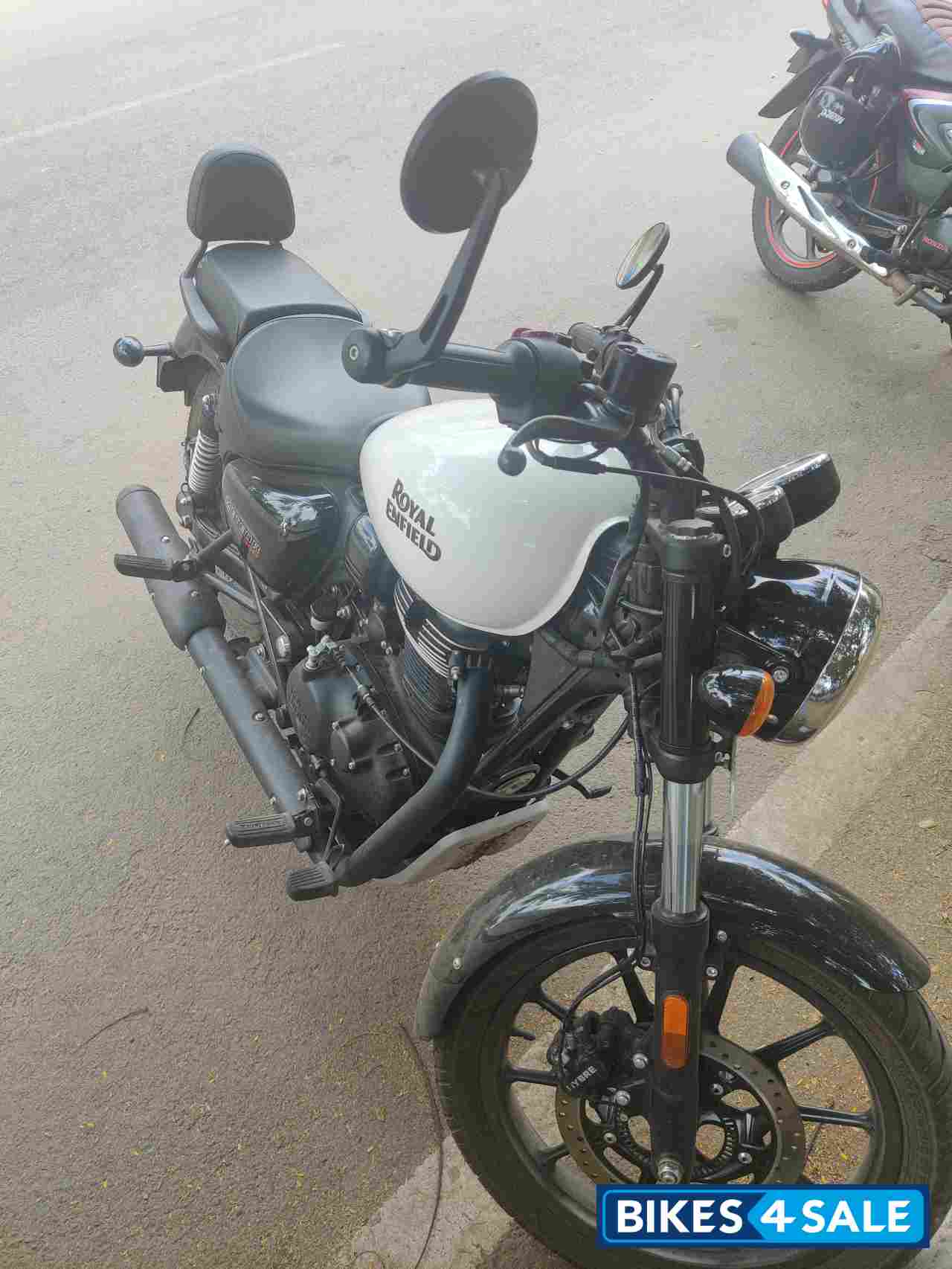 Royal Enfield Meteor 350