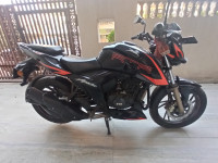 Black TVS Apache RTR 200 4V Race Edition 2.0