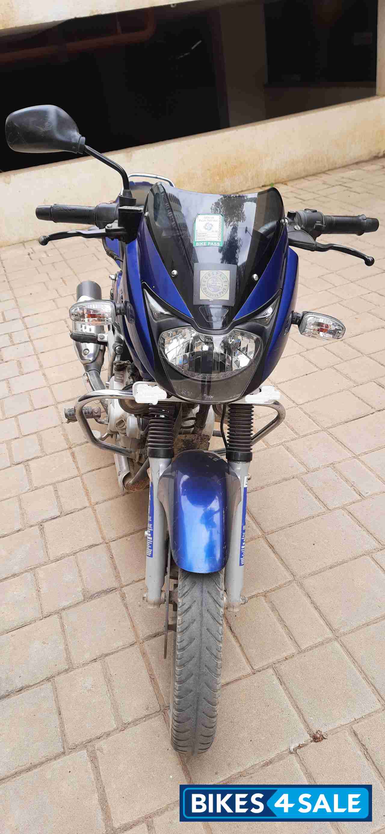 Blue Bajaj Pulsar 150 DTSi