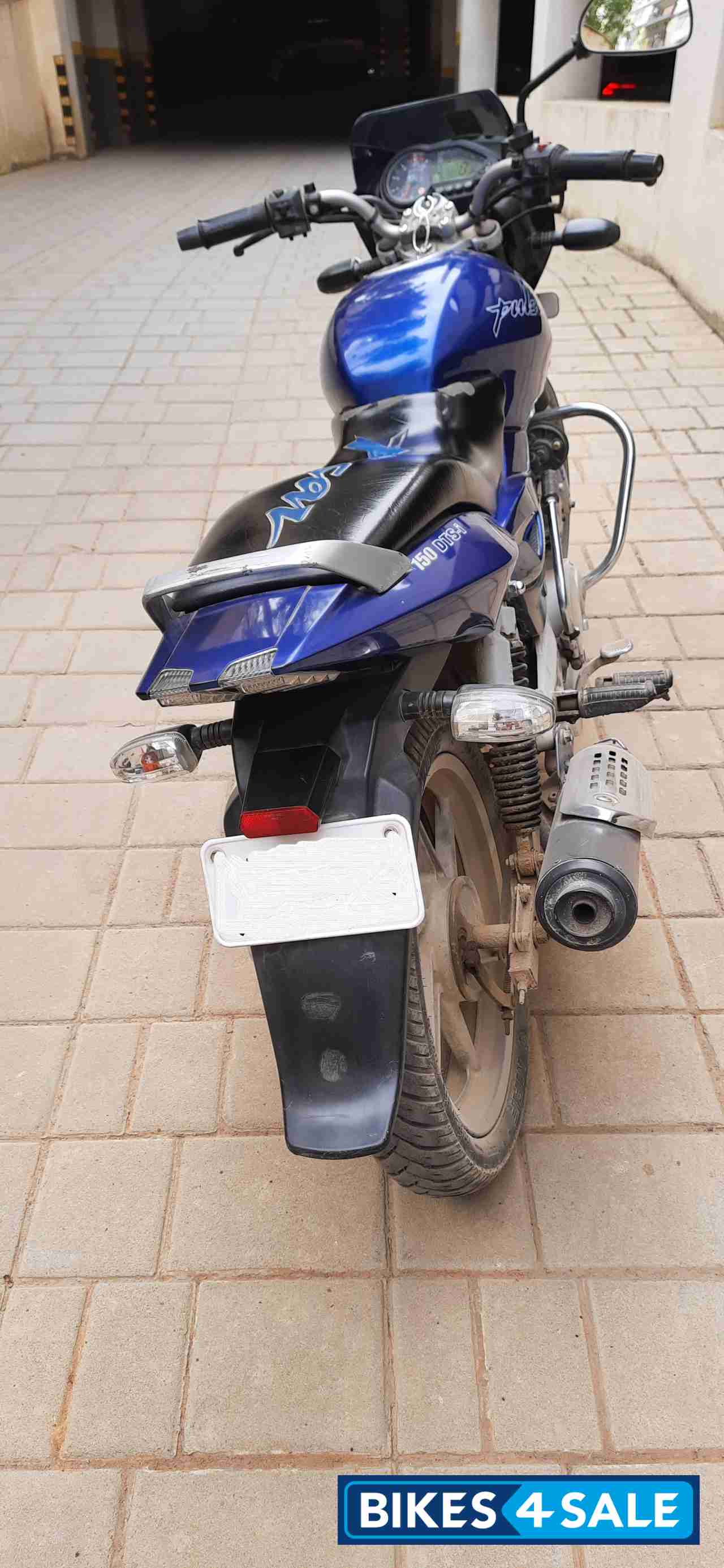Blue Bajaj Pulsar 150 DTSi