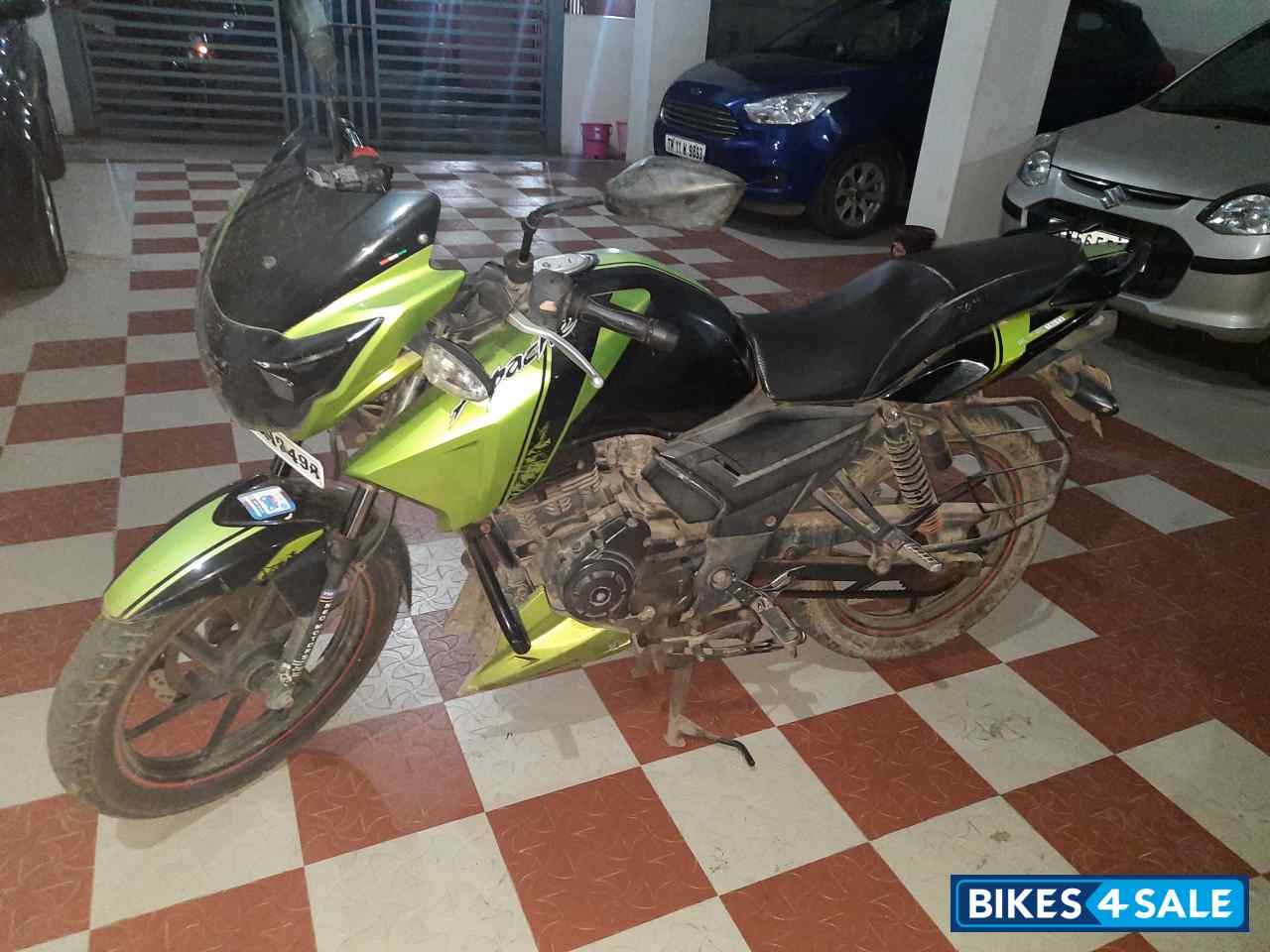 TVS Apache RTR 160 TVS Apache RTR 160