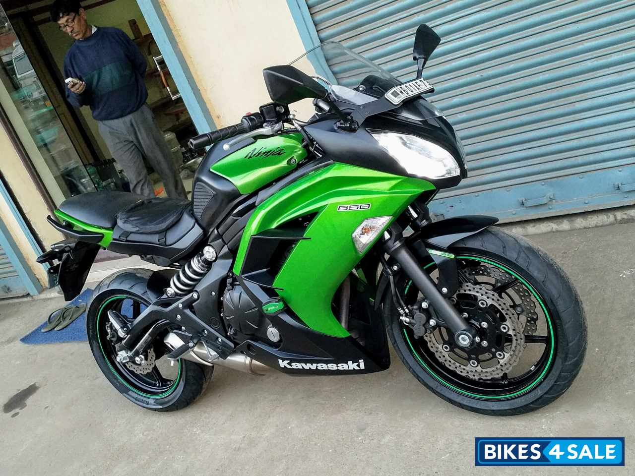 Green Kawasaki Ninja 650R