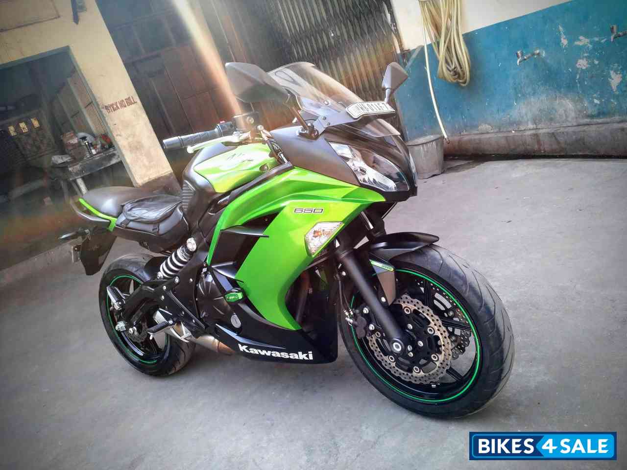 Green Kawasaki Ninja 650R