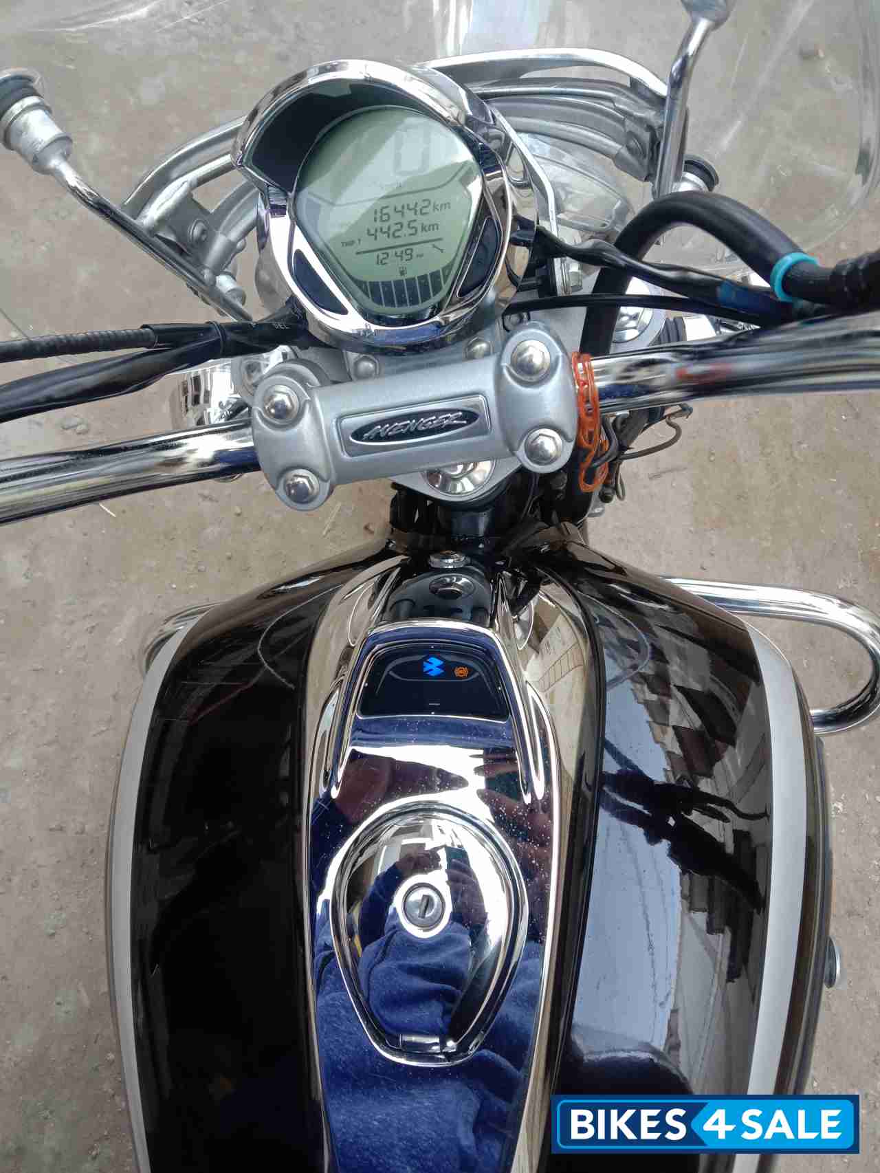 Bajaj Avenger Cruise 220 BS6