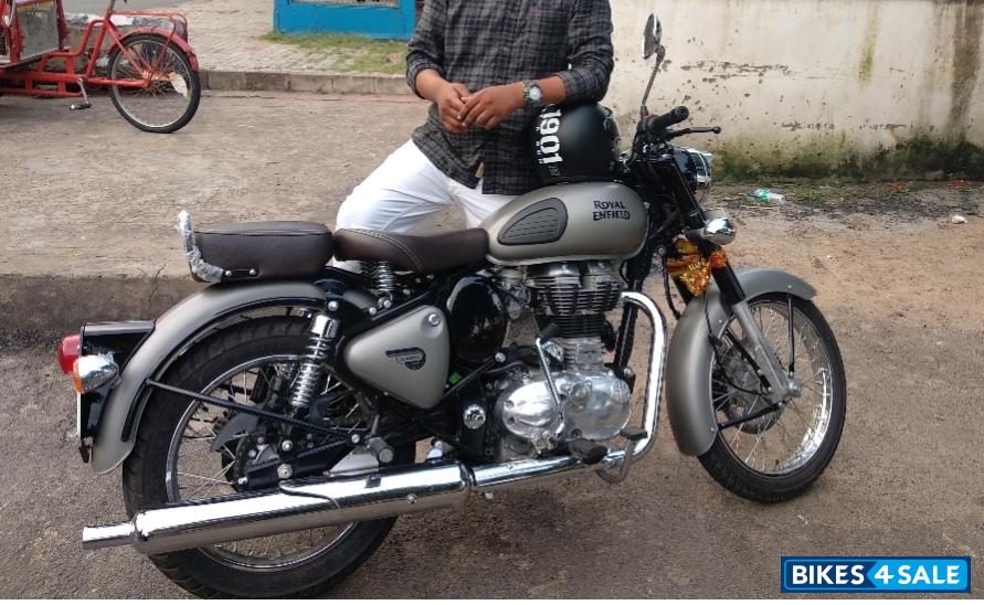 Royal Enfield Classic Gunmetal Grey