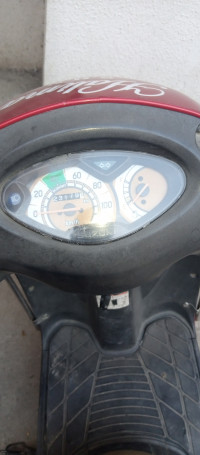 Red Suzuki Access 125