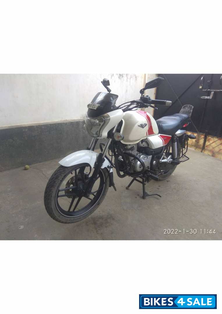 White Bajaj V15