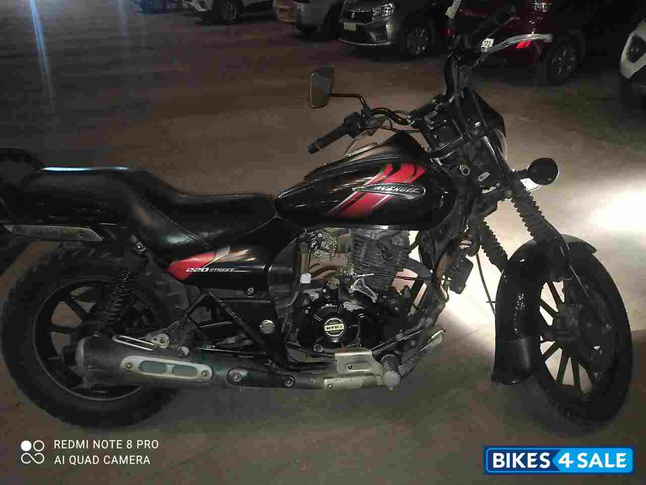 Black Matt Bajaj Avenger Street 220