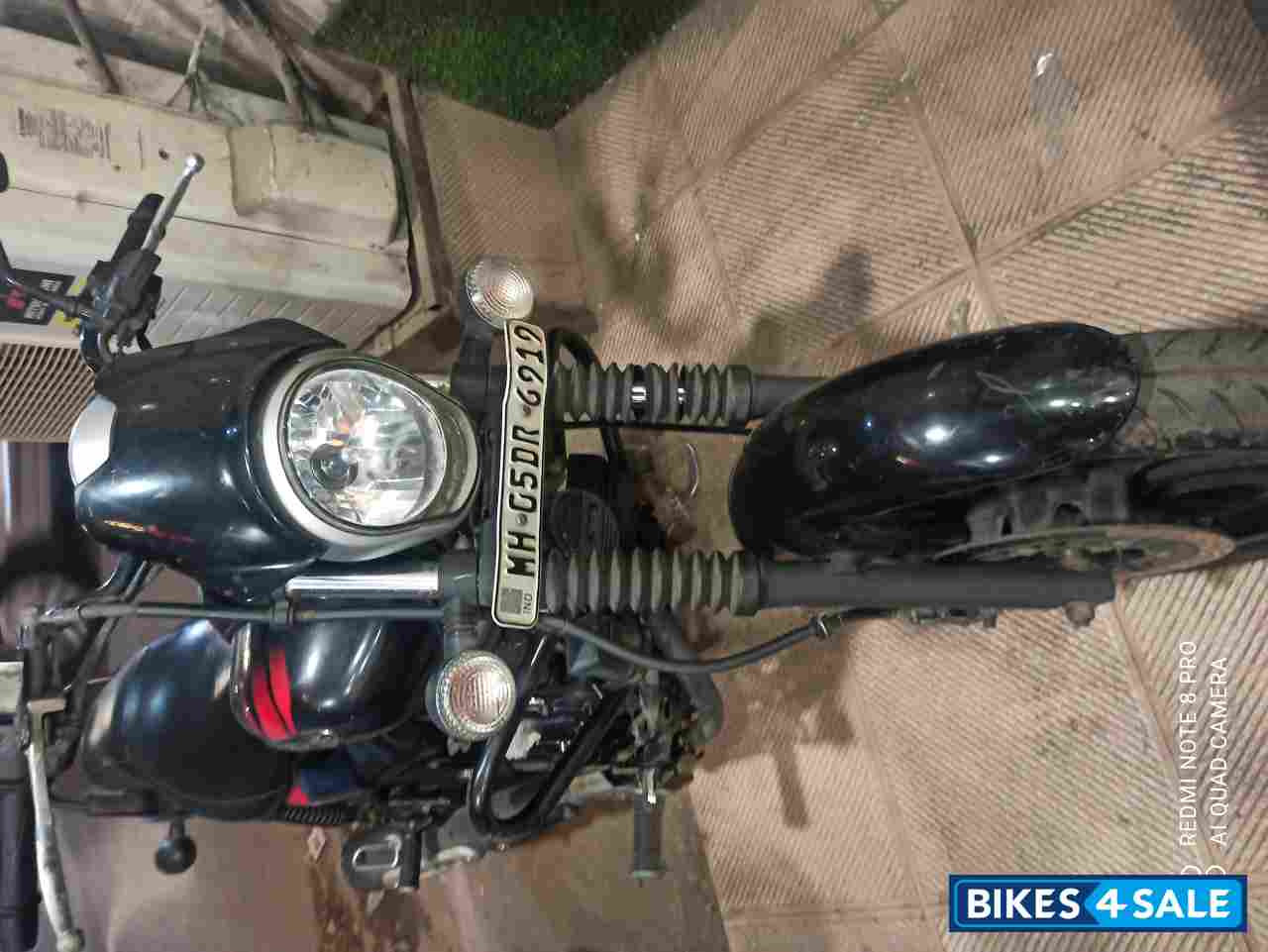Black Matt Bajaj Avenger Street 220