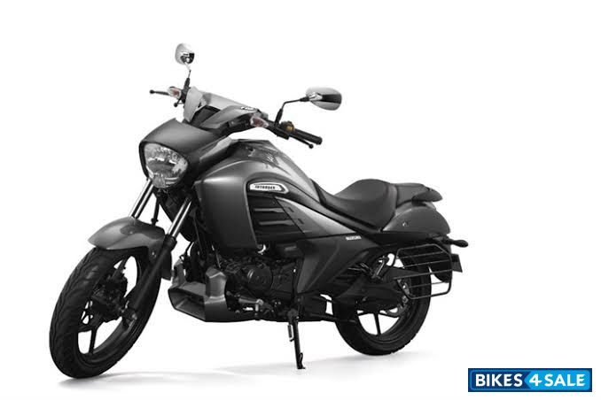 Suzuki Intruder 150