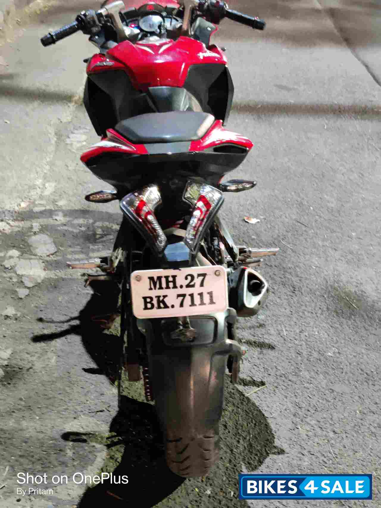 Red Bajaj Pulsar RS 200 ABS