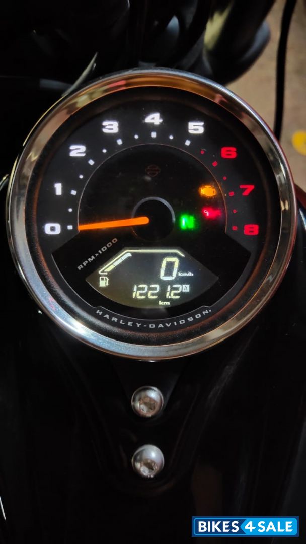 Black Harley Davidson  FatBob