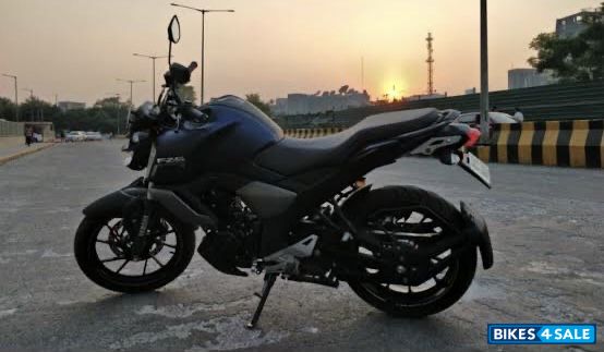 Matt Blue Yamaha FZ-S FI V3