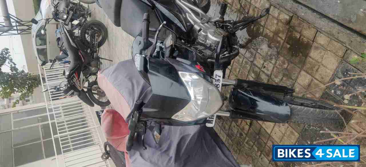 Black Bajaj Pulsar 135LS