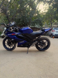 Racing Blue Yamaha YZF R15 V3