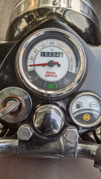 Gunmetal Grey Royal Enfield Classic Gunmetal Grey