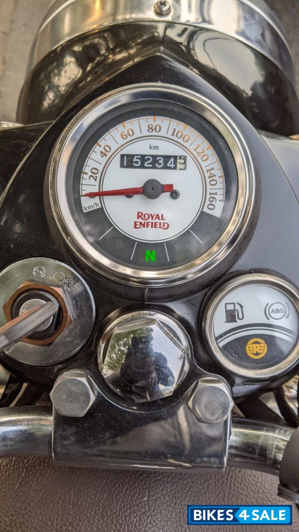 Gunmetal Grey Royal Enfield Classic Gunmetal Grey