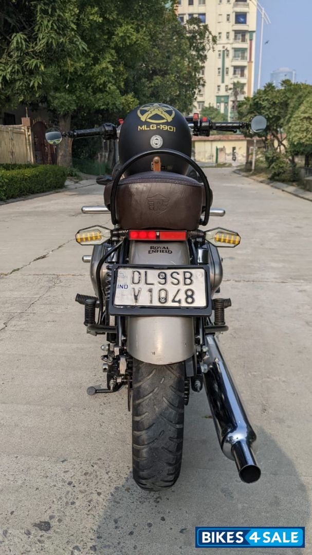 Gunmetal Grey Royal Enfield Classic Gunmetal Grey