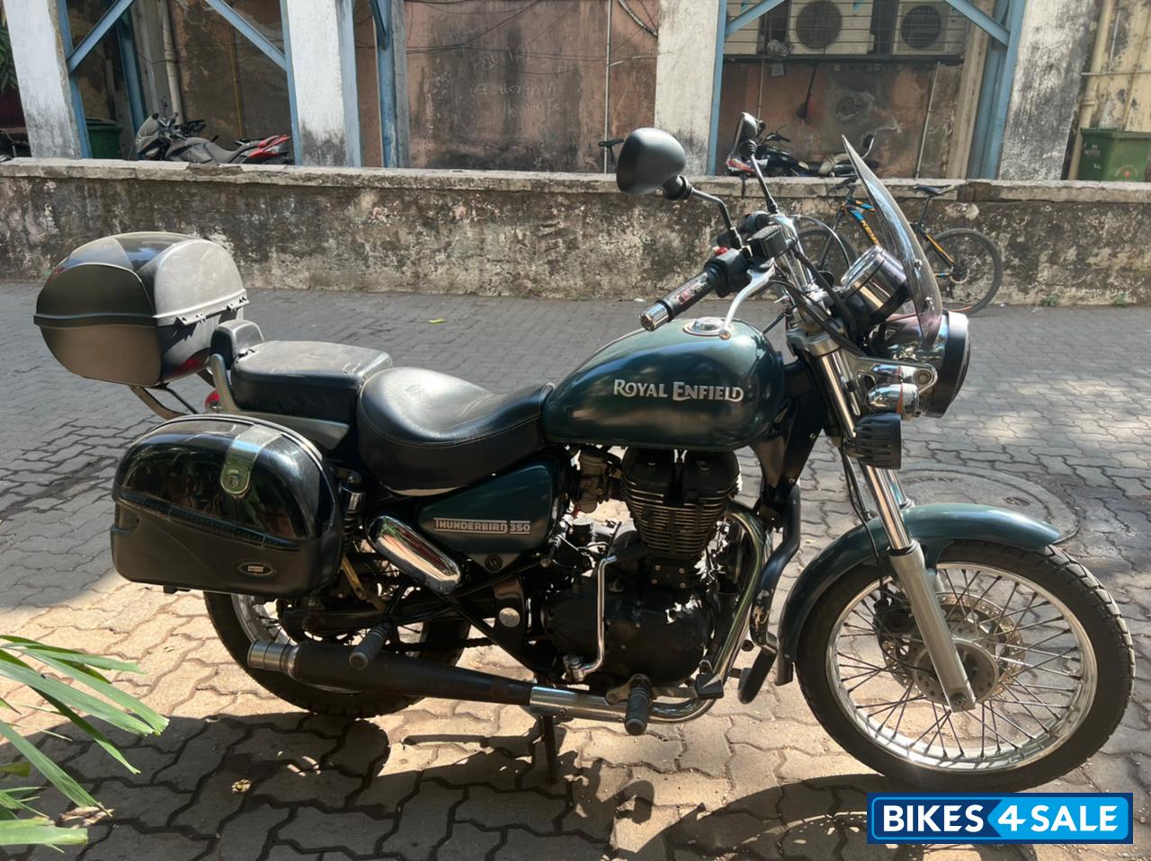Royal Enfield Thunderbird 350 Royal Enfield Thunderbird 350