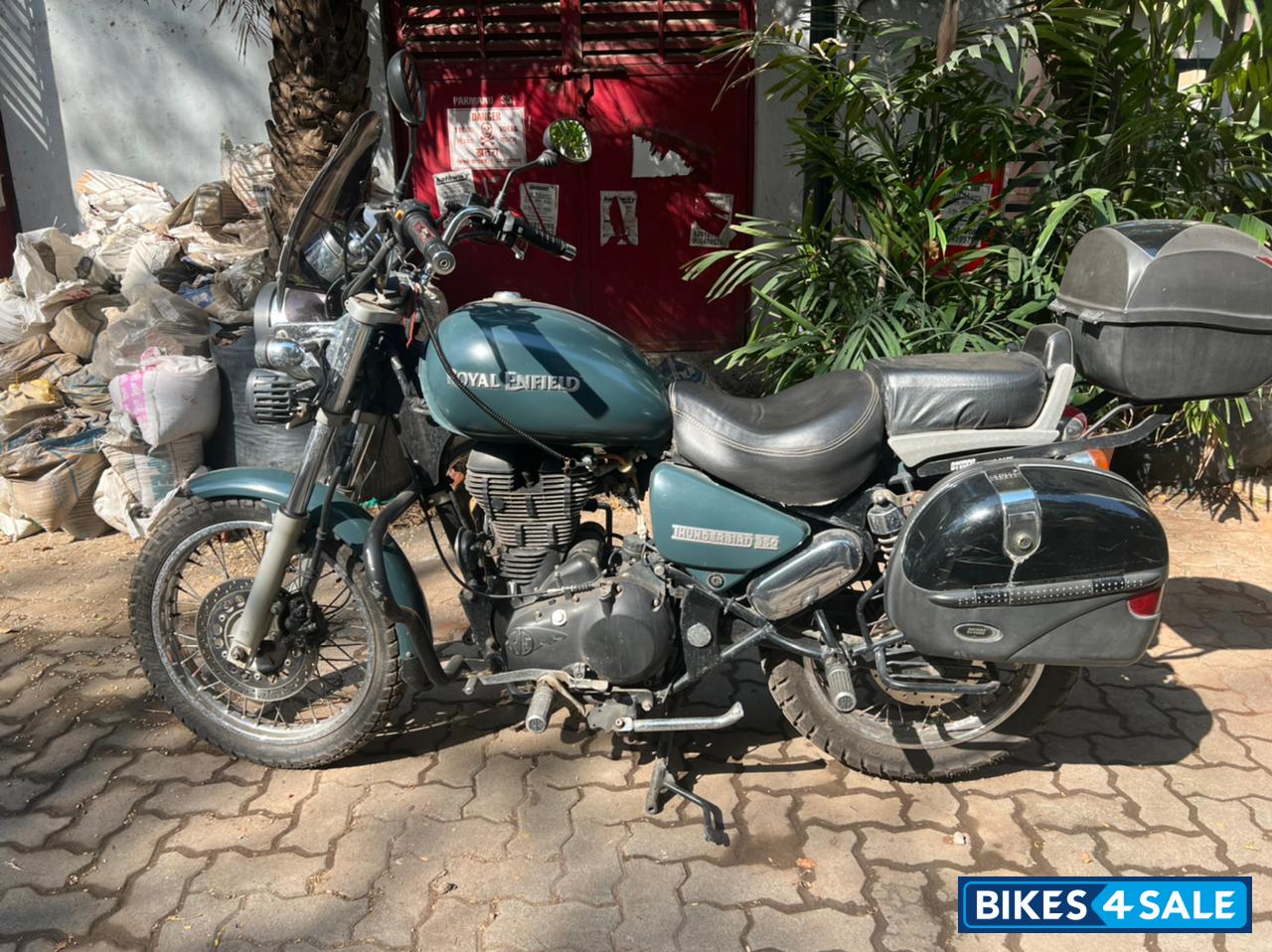 Royal Enfield Thunderbird 350 Royal Enfield Thunderbird 350