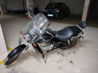 Bajaj Avenger 220 DTS-i