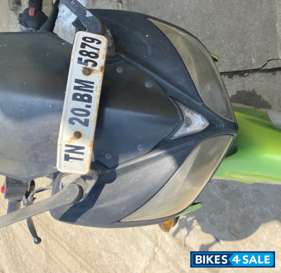 Cyber Green Yamaha Fazer