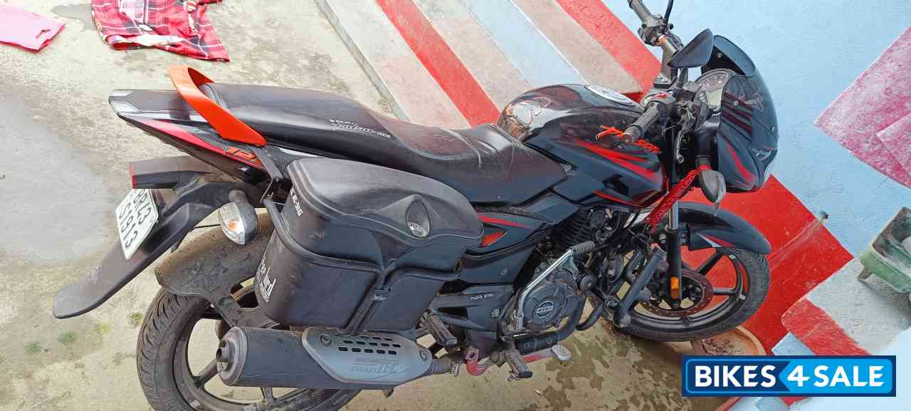 Red Black Bajaj Pulsar 125 Neon
