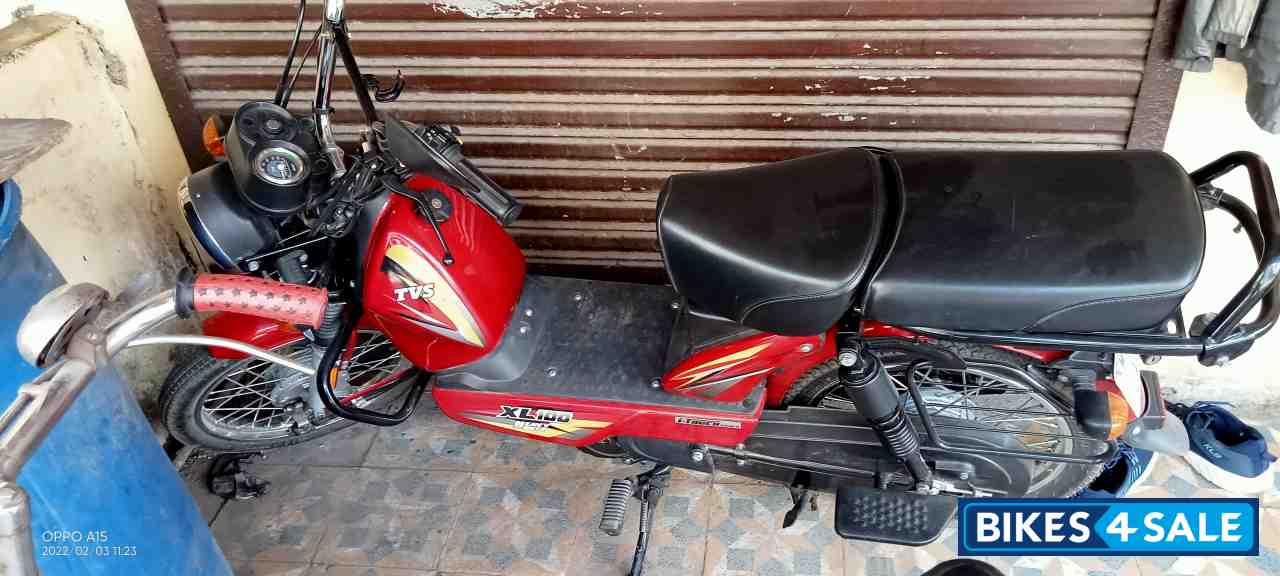 TVS XL 100 Heavy Duty