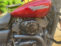 Red Harley Davidson Street 750