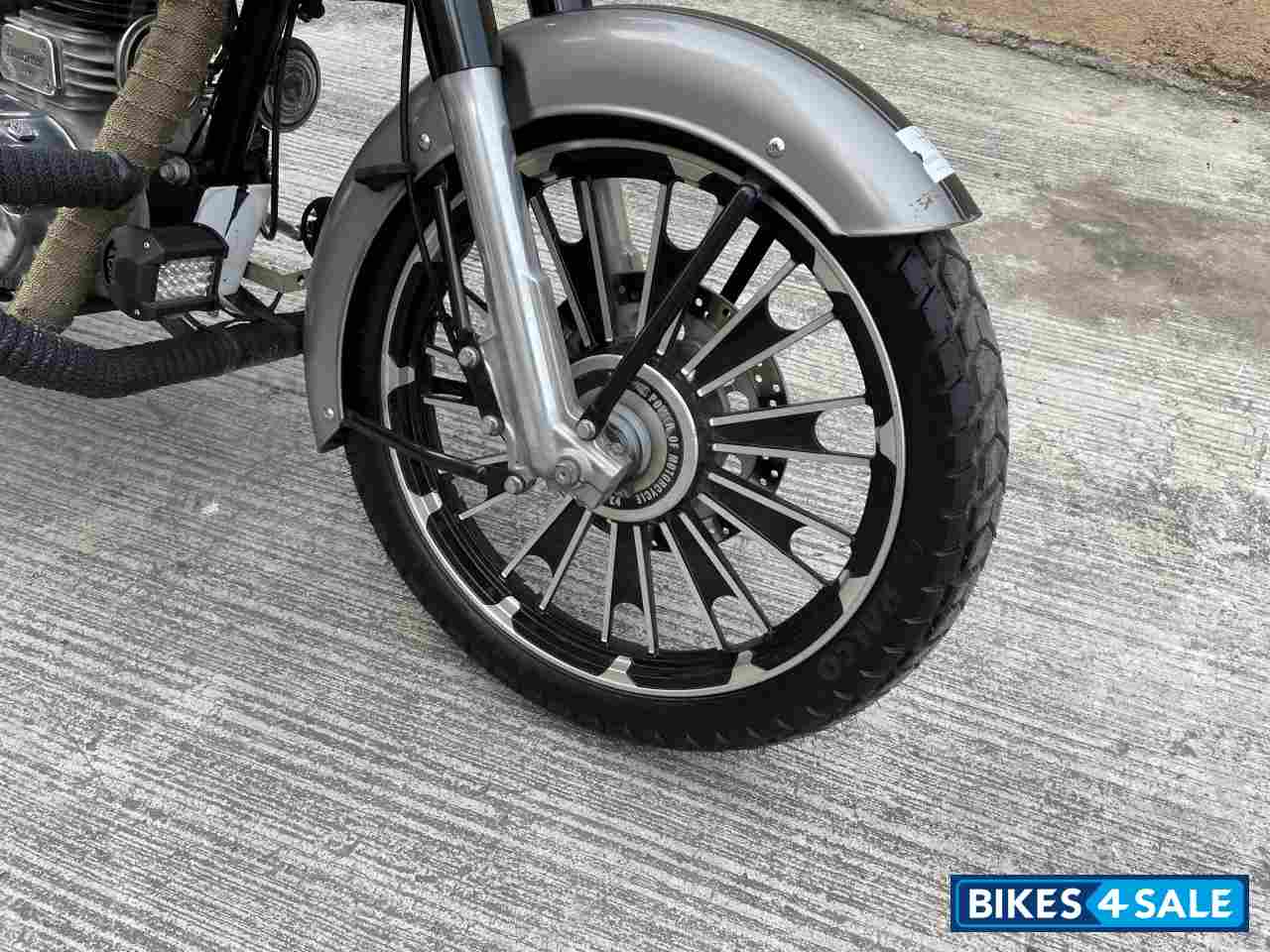 Gum Metal Grey Royal Enfield Classic 350 BS VI